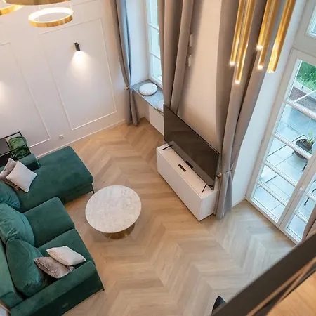 River View Loft With Balcony - Old Town - Appartement