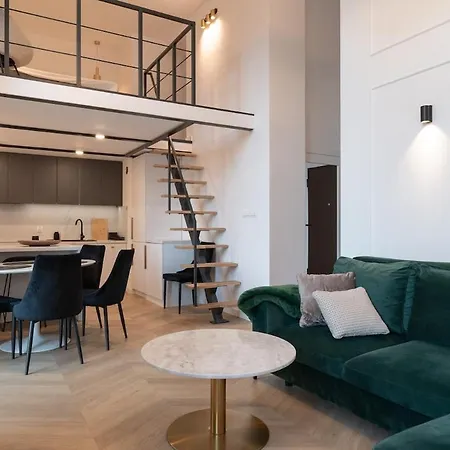 River View Loft With Balcony - Old Town - *