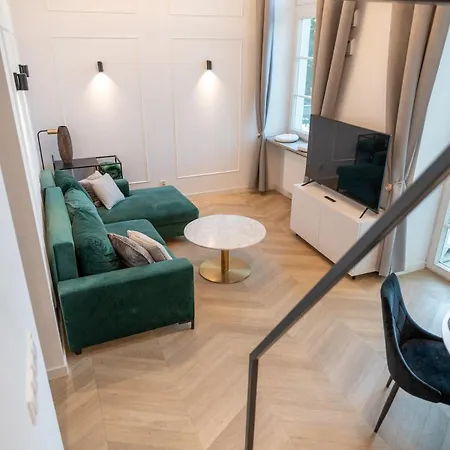 River View Loft With Balcony - Old Town -