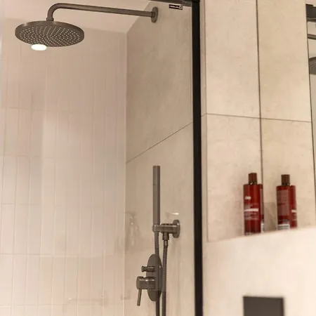River View Loft With Balcony - Old Town - דירה *