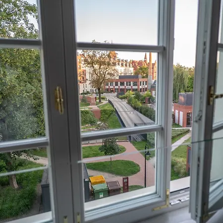 Bright Loft With River View - Old Town - Wroclaw アパート *