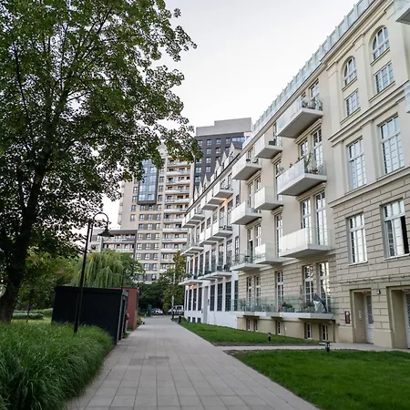 דירה River View Loft With Balcony - Old Town - *
